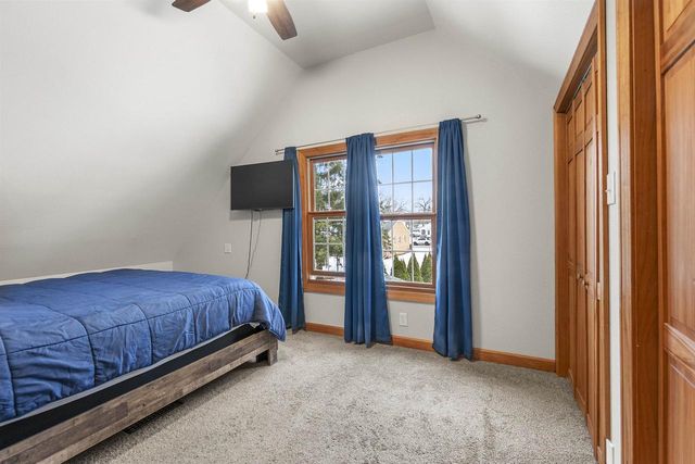 285 S SEYMOUR STREET, Fond Du Lac, WI 54935