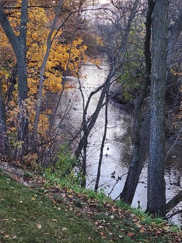 285 S SEYMOUR STREET, Fond Du Lac, WI 54935