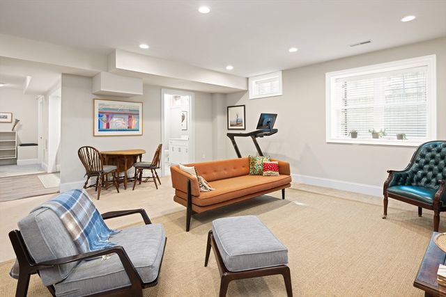 39 Charles Street A, Newton, MA 02466