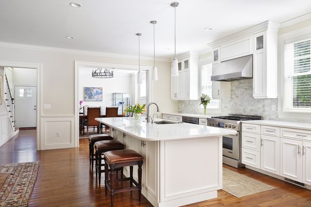 39 Charles Street A, Newton, MA 02466