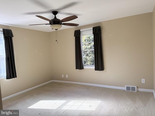 302 S VALLEY FORGE RD, Devon, PA 19333