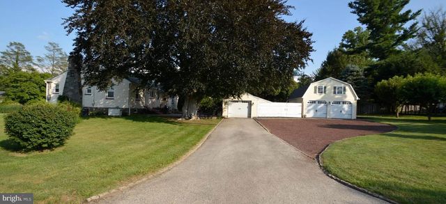 302 S VALLEY FORGE RD, Devon, PA 19333