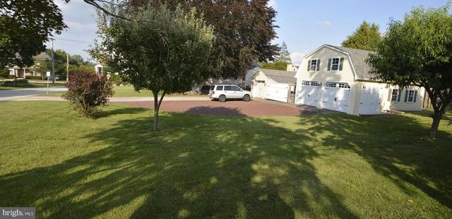 302 S VALLEY FORGE RD, Devon, PA 19333