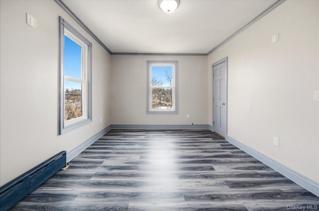 282 Greenvale Avenue, Yonkers, NY 10703