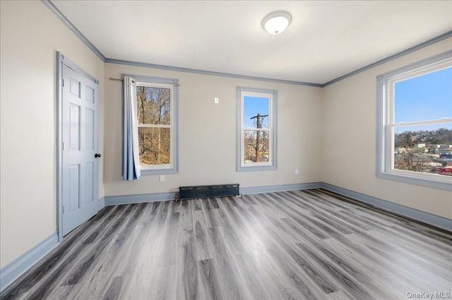 282 Greenvale Avenue, Yonkers, NY 10703