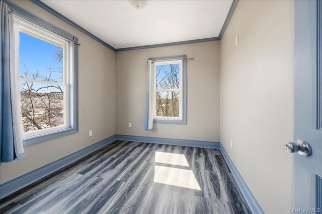 282 Greenvale Avenue, Yonkers, NY 10703