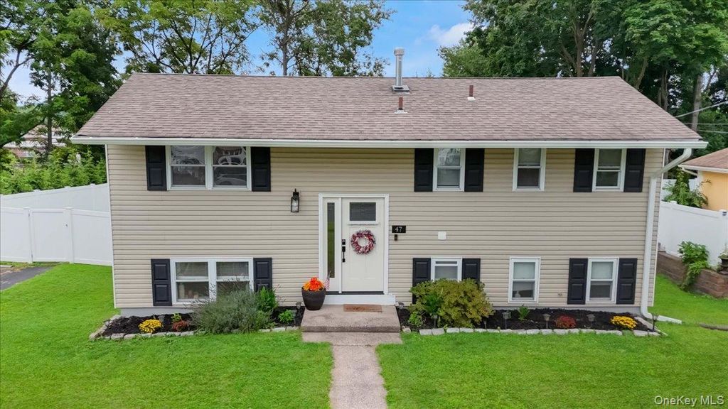 47 Chestnut Oval, Orangeburg, NY 10962 — photo 2