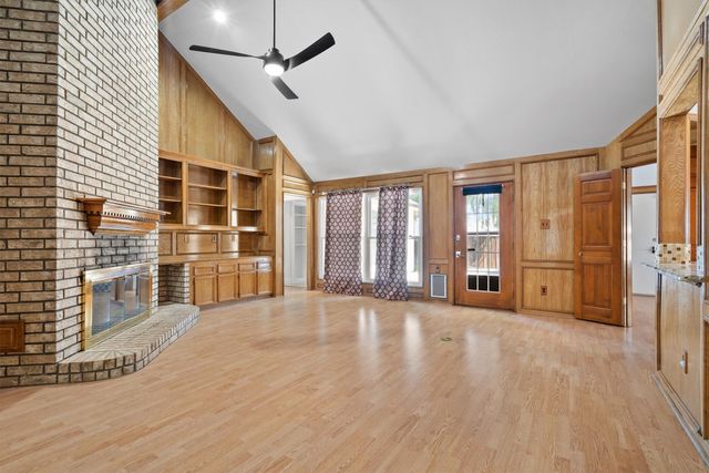 1317 Royal Palm Lane, Carrollton, TX 75007