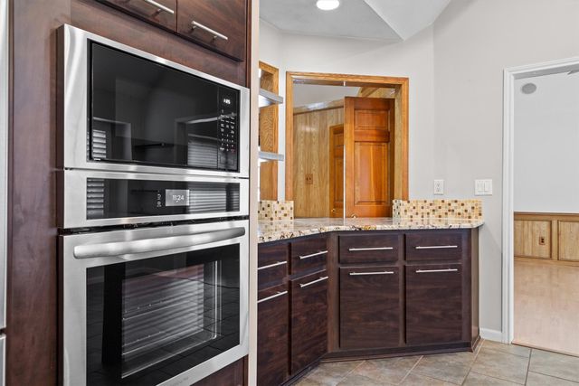 1317 Royal Palm Lane, Carrollton, TX 75007
