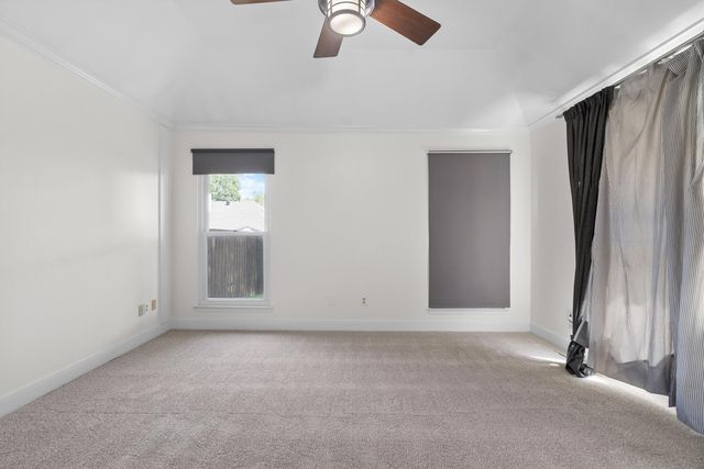 1317 Royal Palm Lane, Carrollton, TX 75007