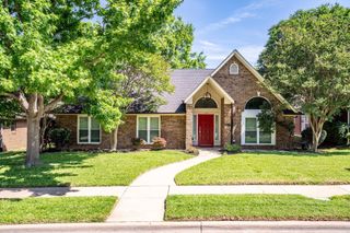 1317 Royal Palm Lane, Carrollton, TX 75007