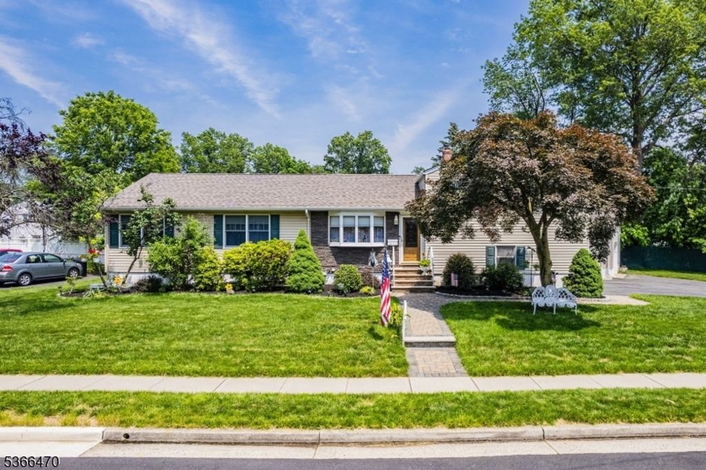 217 Fred Allen Dr, South Plainfield Boro, NJ 07080