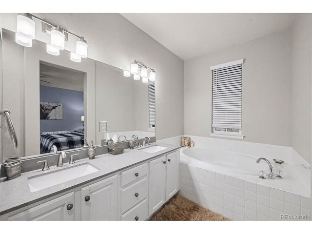 10546 Graymont Ln D, Highlands Ranch, CO 80126