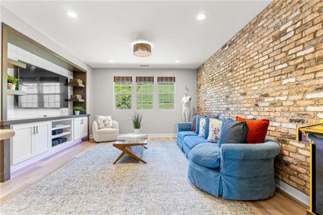 20 Entonar Road, Rancho Mission Viejo, CA 92694