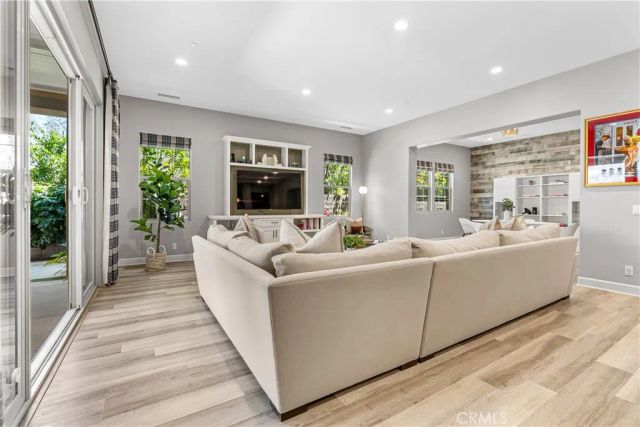 20 Entonar Road, Rancho Mission Viejo, CA 92694