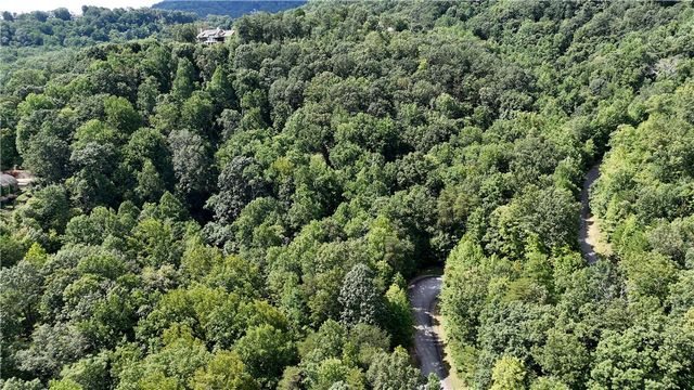 2 Timbers Edge Way, Travelers Rest, SC 29690