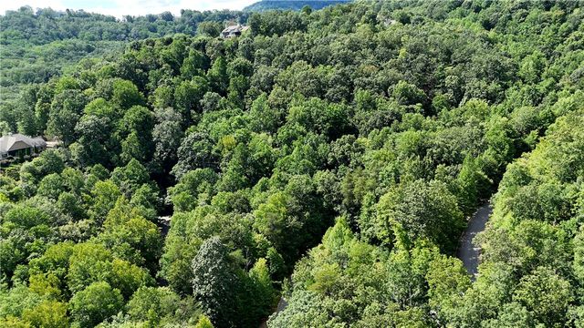 2 Timbers Edge Way, Travelers Rest, SC 29690