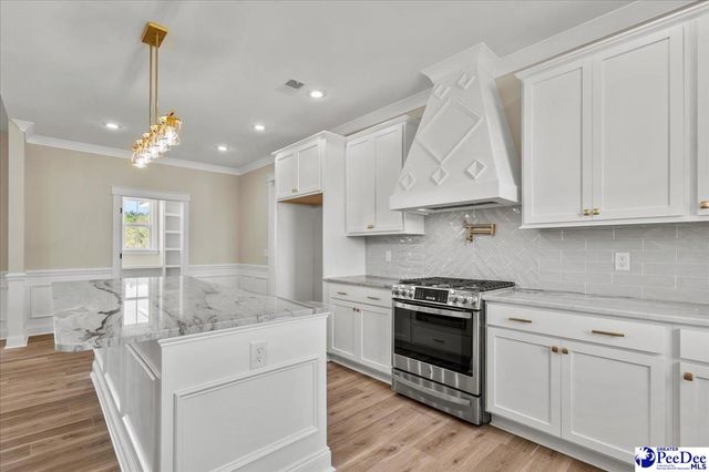 2151 Bonnie Dr., Florence, SC 29501