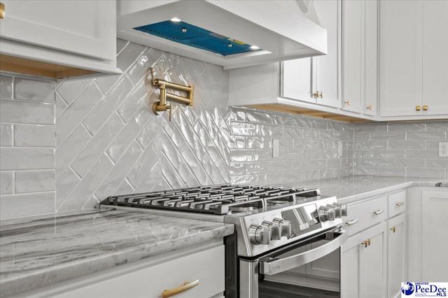 2151 Bonnie Dr., Florence, SC 29501