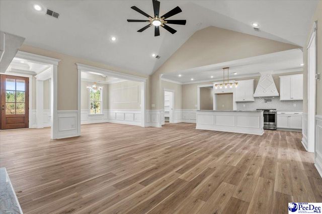 2151 Bonnie Dr., Florence, SC 29501