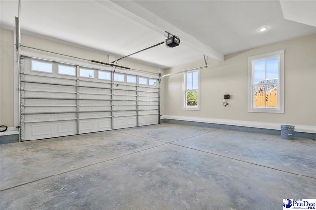 2151 Bonnie Dr., Florence, SC 29501