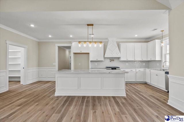 2151 Bonnie Dr., Florence, SC 29501