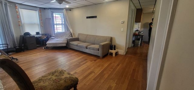 39 Florence 1, Worcester, MA 01603