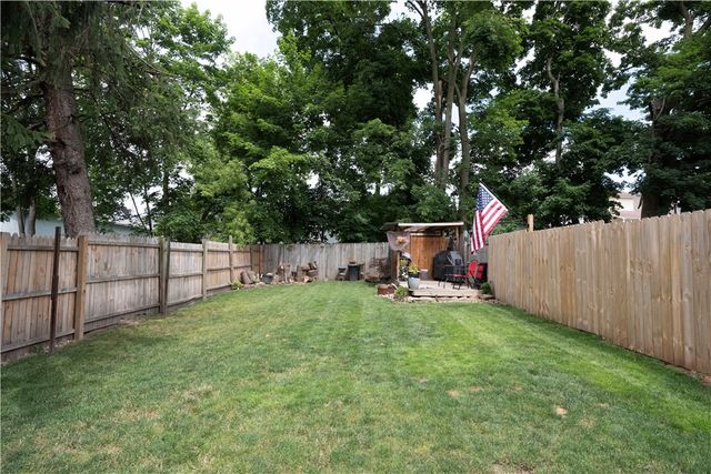 520 Jackson Street, Rochester, PA 15074