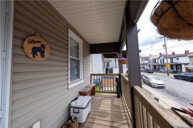 520 Jackson Street, Rochester, PA 15074