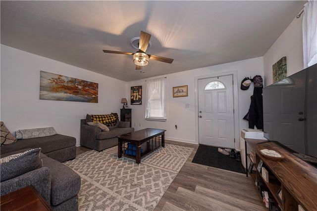 520 Jackson Street, Rochester, PA 15074