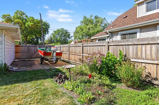 1601 39th Avenue NE, Columbia Heights, MN 55421