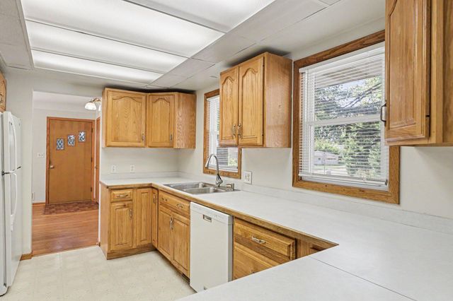1601 39th Avenue NE, Columbia Heights, MN 55421