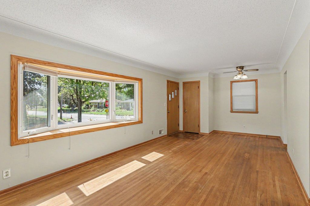 1601 39th Avenue NE, Columbia Heights, MN 55421 — photo 3