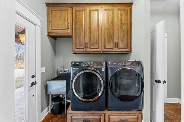 1302 Coosie Branch Rd, Cornersville, TN 37047