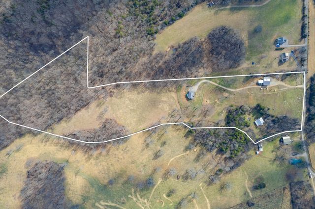 1302 Coosie Branch Rd, Cornersville, TN 37047