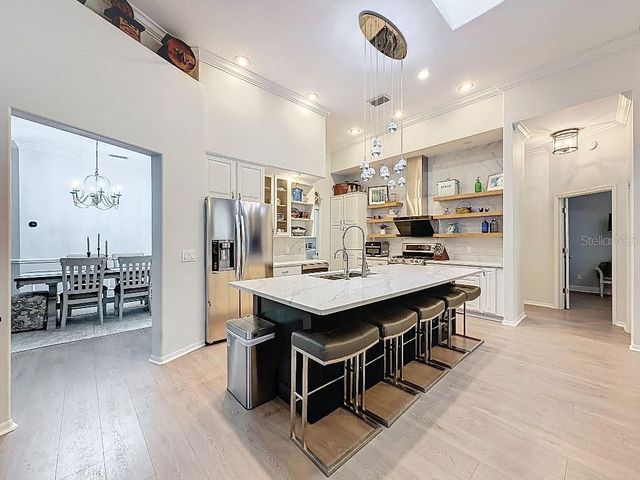 8805 CROSSWOOD COURT, Riverview, FL 33578