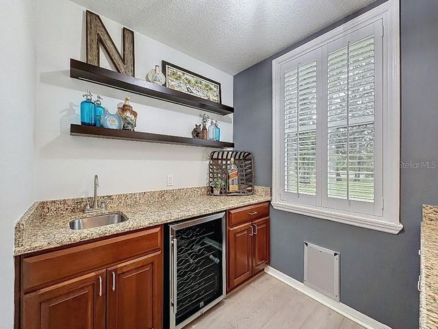 8805 CROSSWOOD COURT, Riverview, FL 33578