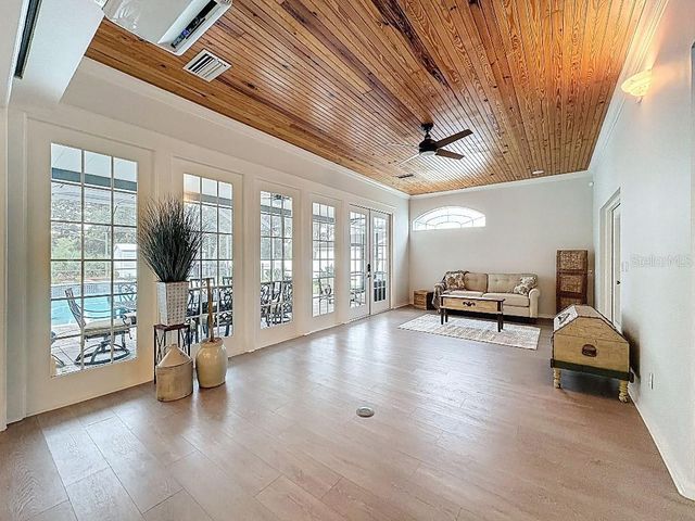 8805 CROSSWOOD COURT, Riverview, FL 33578