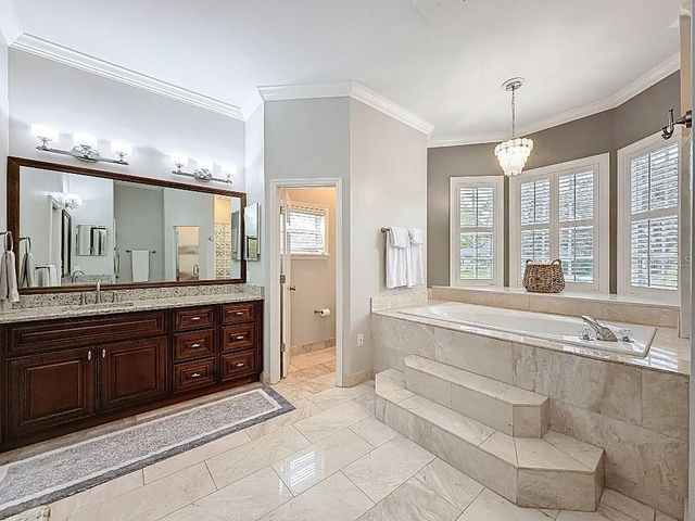 8805 CROSSWOOD COURT, Riverview, FL 33578