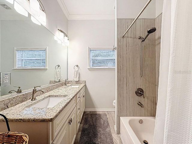 8805 CROSSWOOD COURT, Riverview, FL 33578