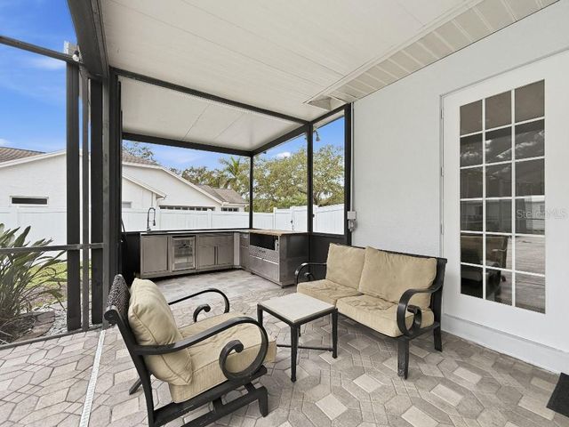 8805 CROSSWOOD COURT, Riverview, FL 33578