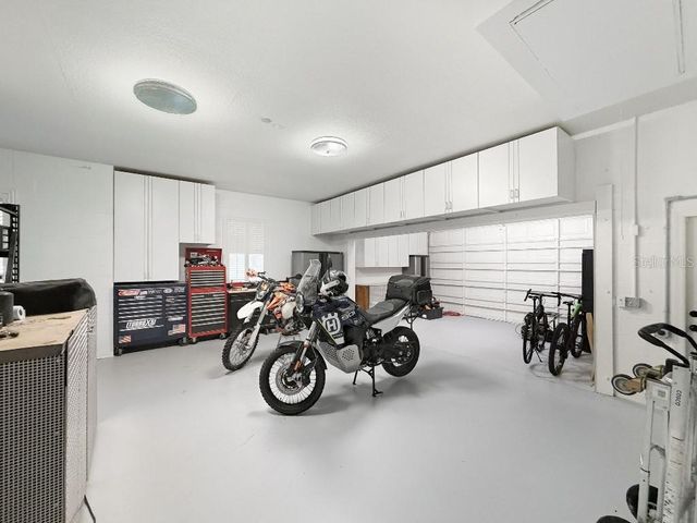 8805 CROSSWOOD COURT, Riverview, FL 33578