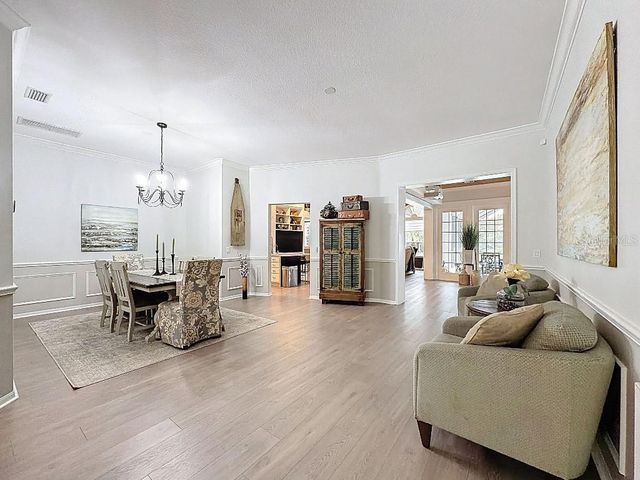 8805 CROSSWOOD COURT, Riverview, FL 33578