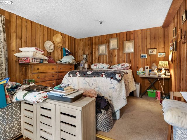 89655 SEA BREEZE Dr, Warrenton, OR 97146