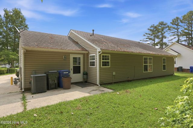 1104 Pamela Drive, Kinston, NC 28504