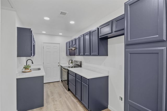 1125 E Tucker Street, Fort Worth, TX 76104