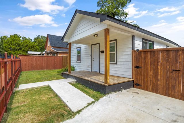 1125 E Tucker Street, Fort Worth, TX 76104