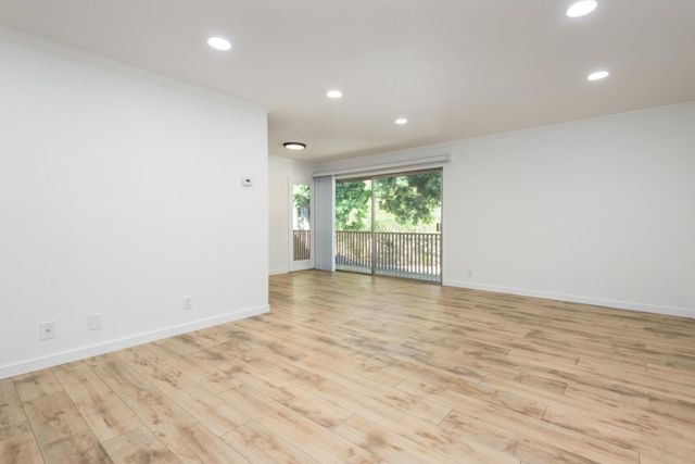 280 Easy Street 120, Mountain View, CA 94043