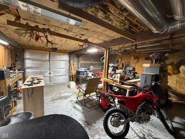 1522 N Cayuse Trail, Greensburg, IN 47240