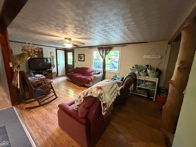 1522 N Cayuse Trail, Greensburg, IN 47240